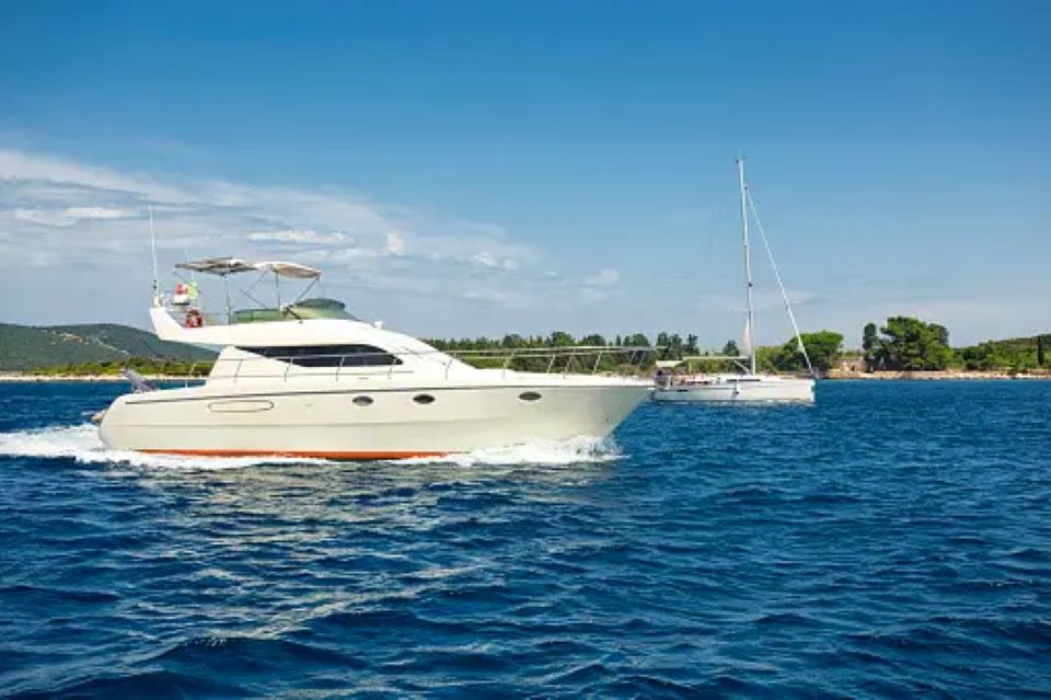 Rent A Yacht In North Palm Beach, Florida
