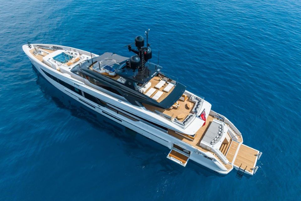 Yacht delivery in Jupiter, Florida